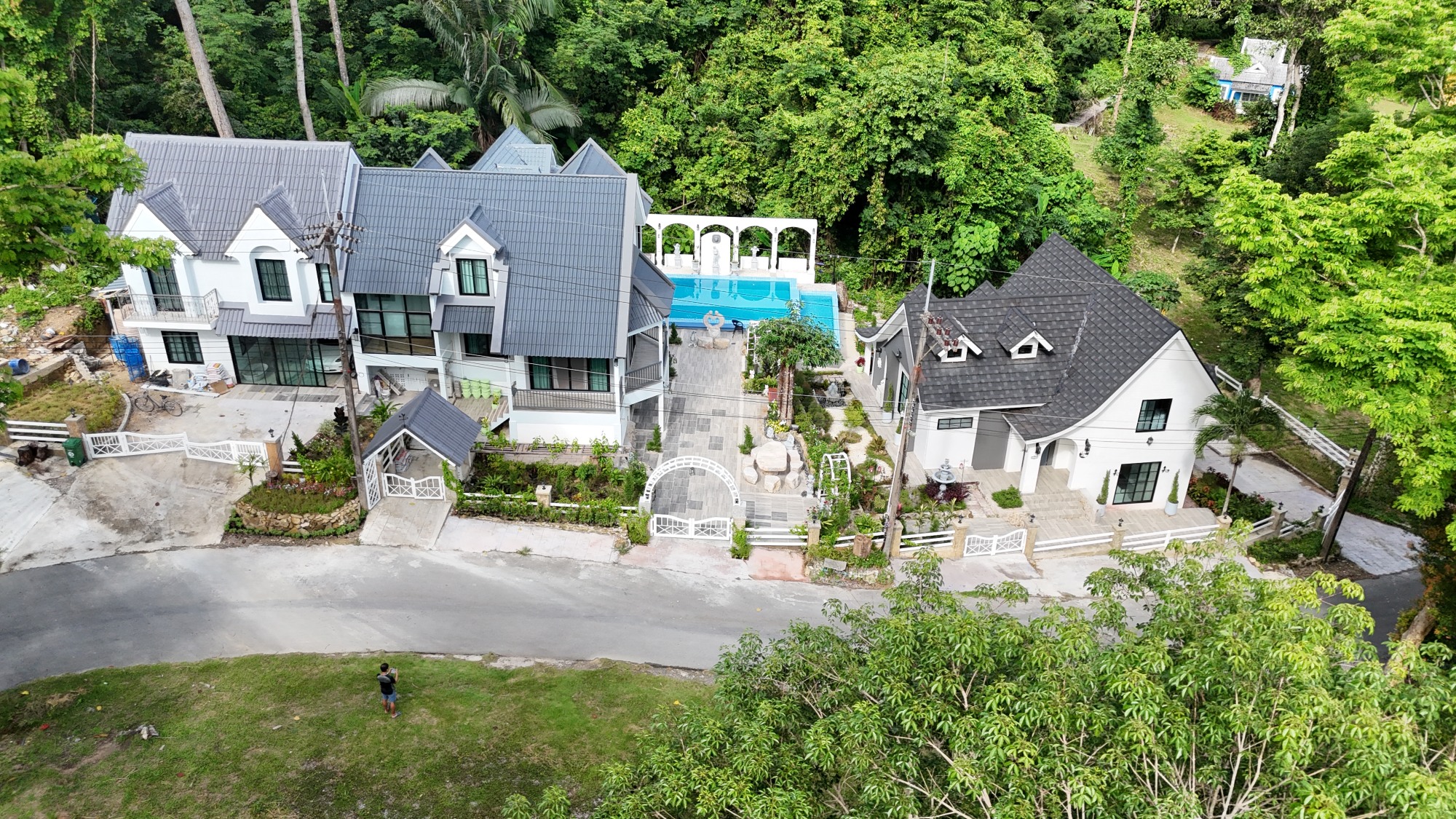 สิ่งอำนวยความสะดวกครบครันที่ Villarayong Pool Villa